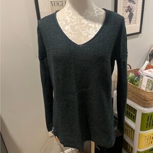 Old Navy green sweater